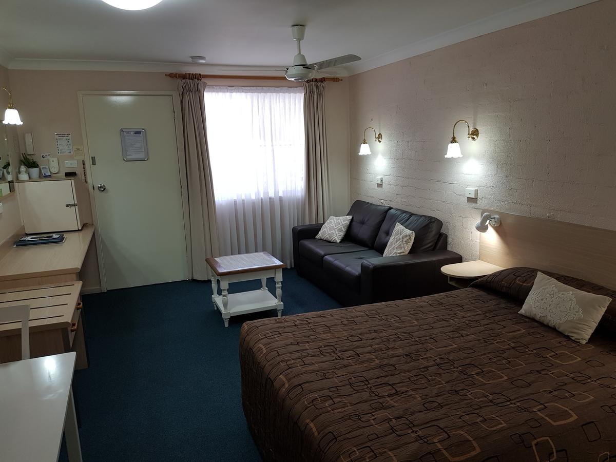 Abraham Lincoln Motel Tamworth Bagian luar foto