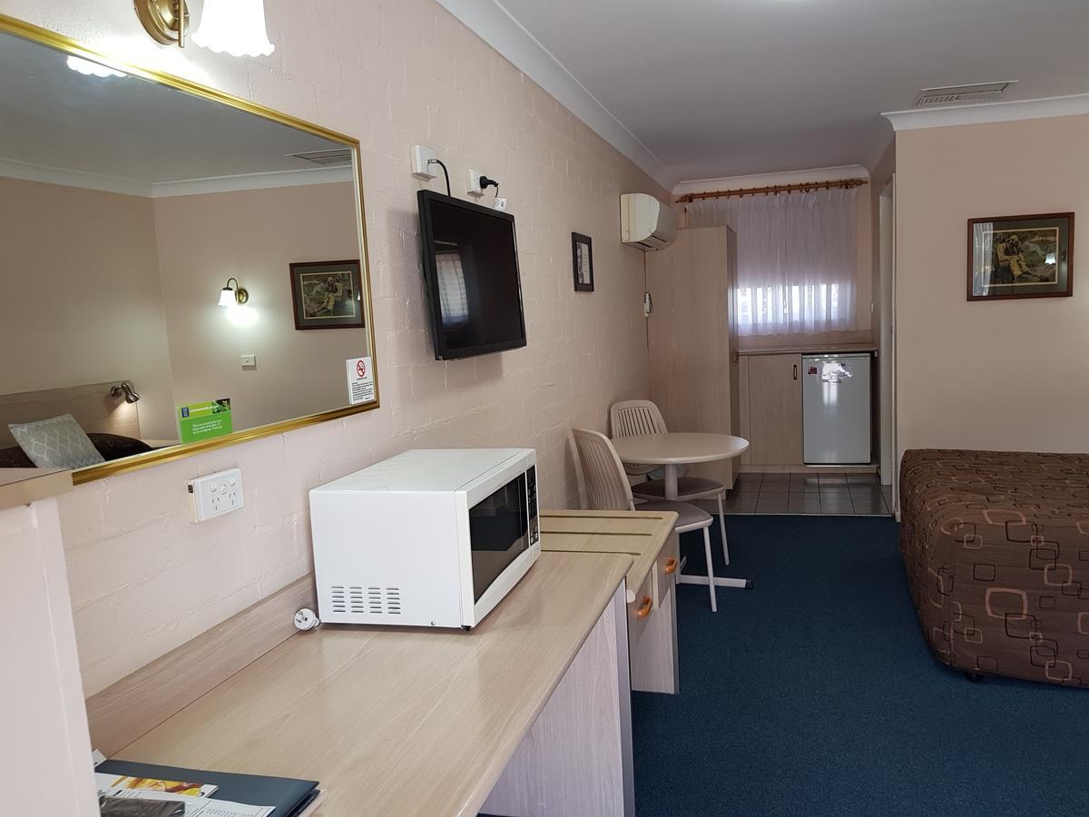 Abraham Lincoln Motel Tamworth Bagian luar foto