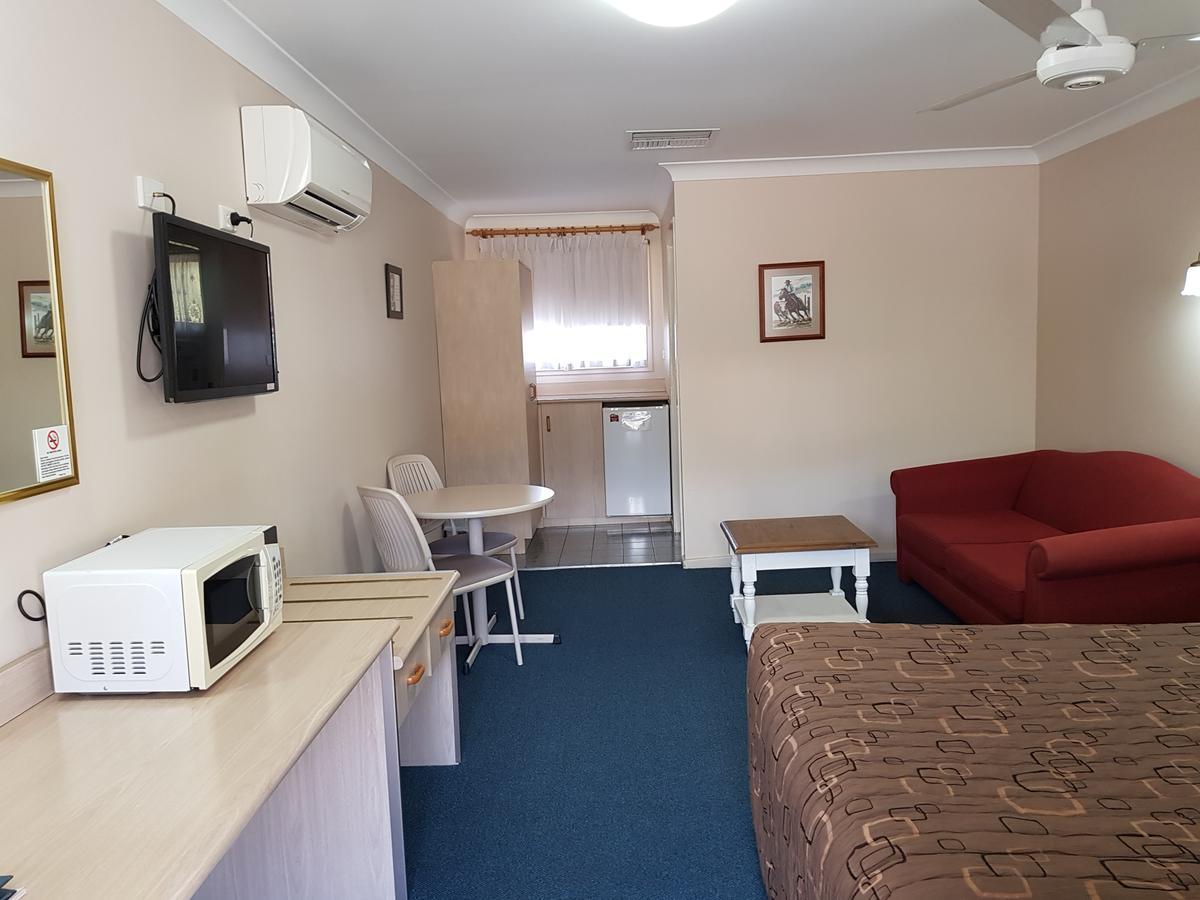 Abraham Lincoln Motel Tamworth Bagian luar foto