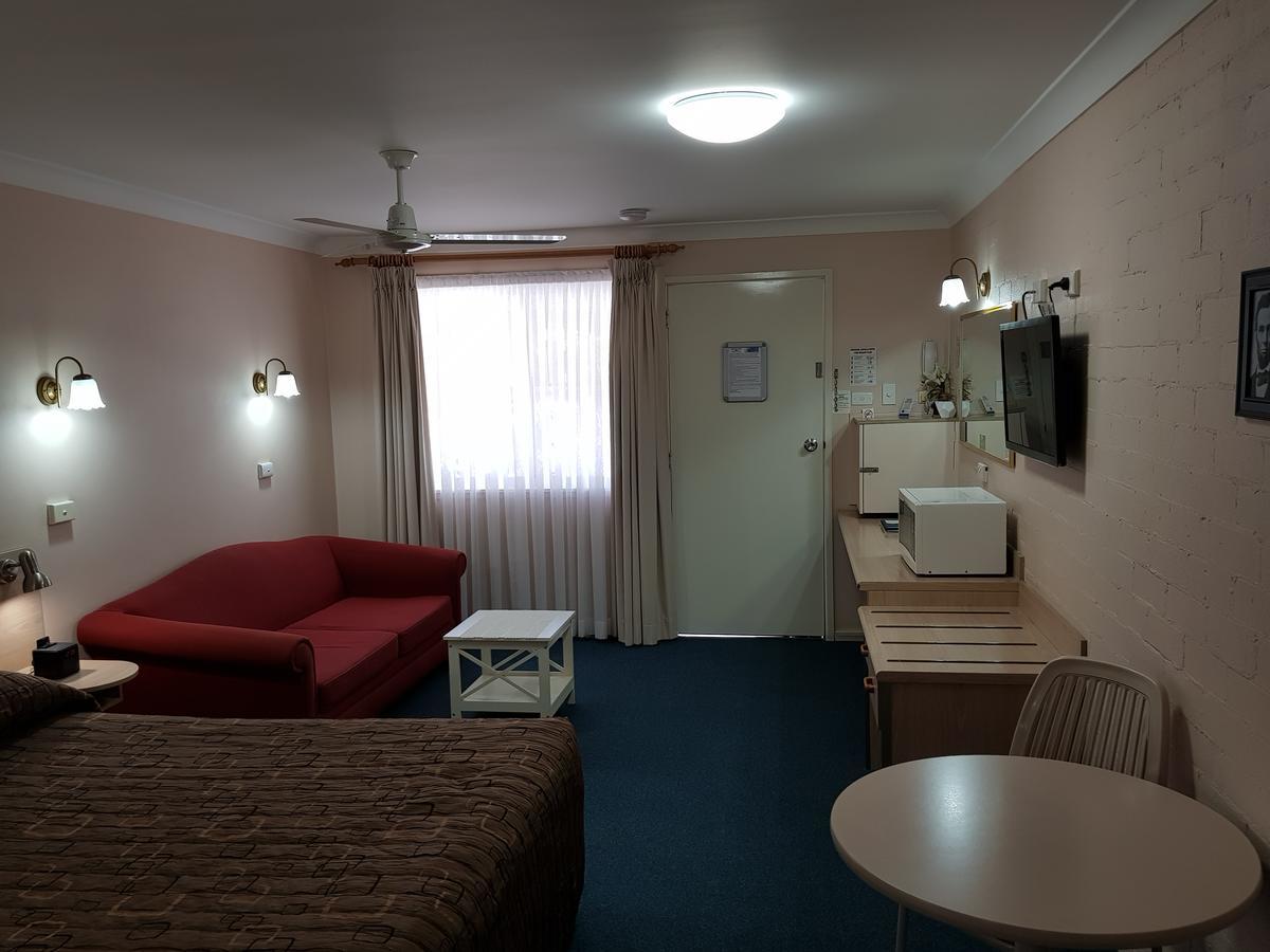 Abraham Lincoln Motel Tamworth Bagian luar foto