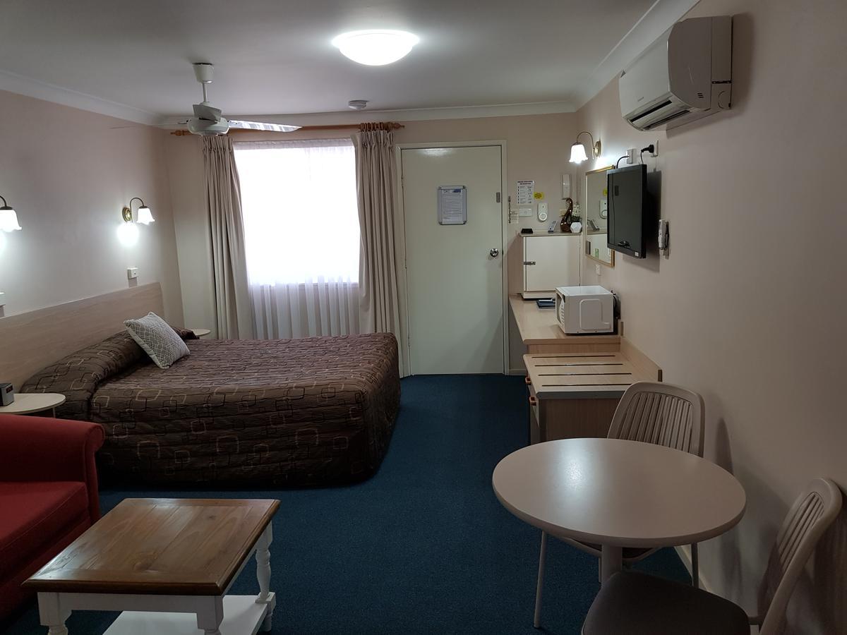 Abraham Lincoln Motel Tamworth Bagian luar foto