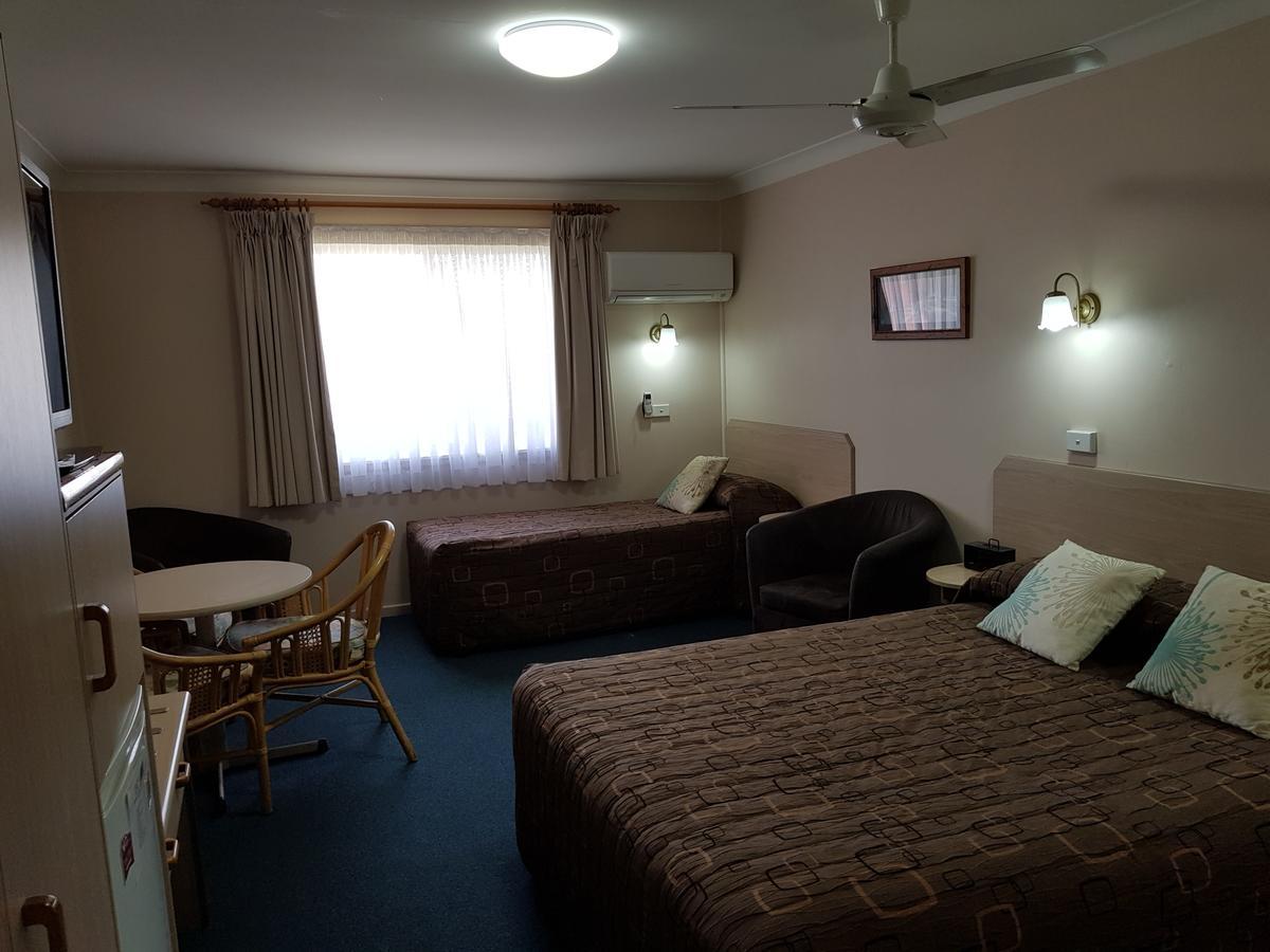 Abraham Lincoln Motel Tamworth Bagian luar foto