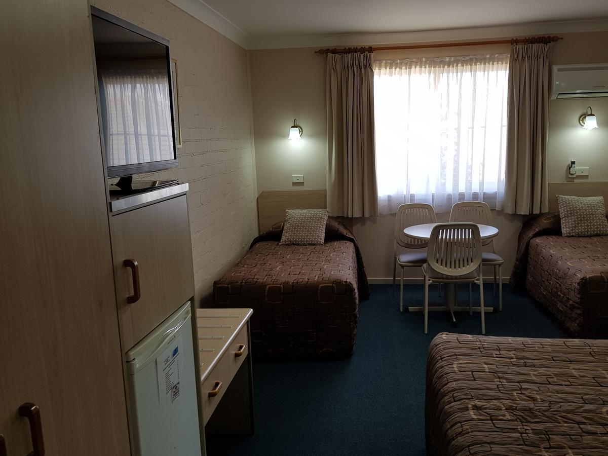Abraham Lincoln Motel Tamworth Bagian luar foto