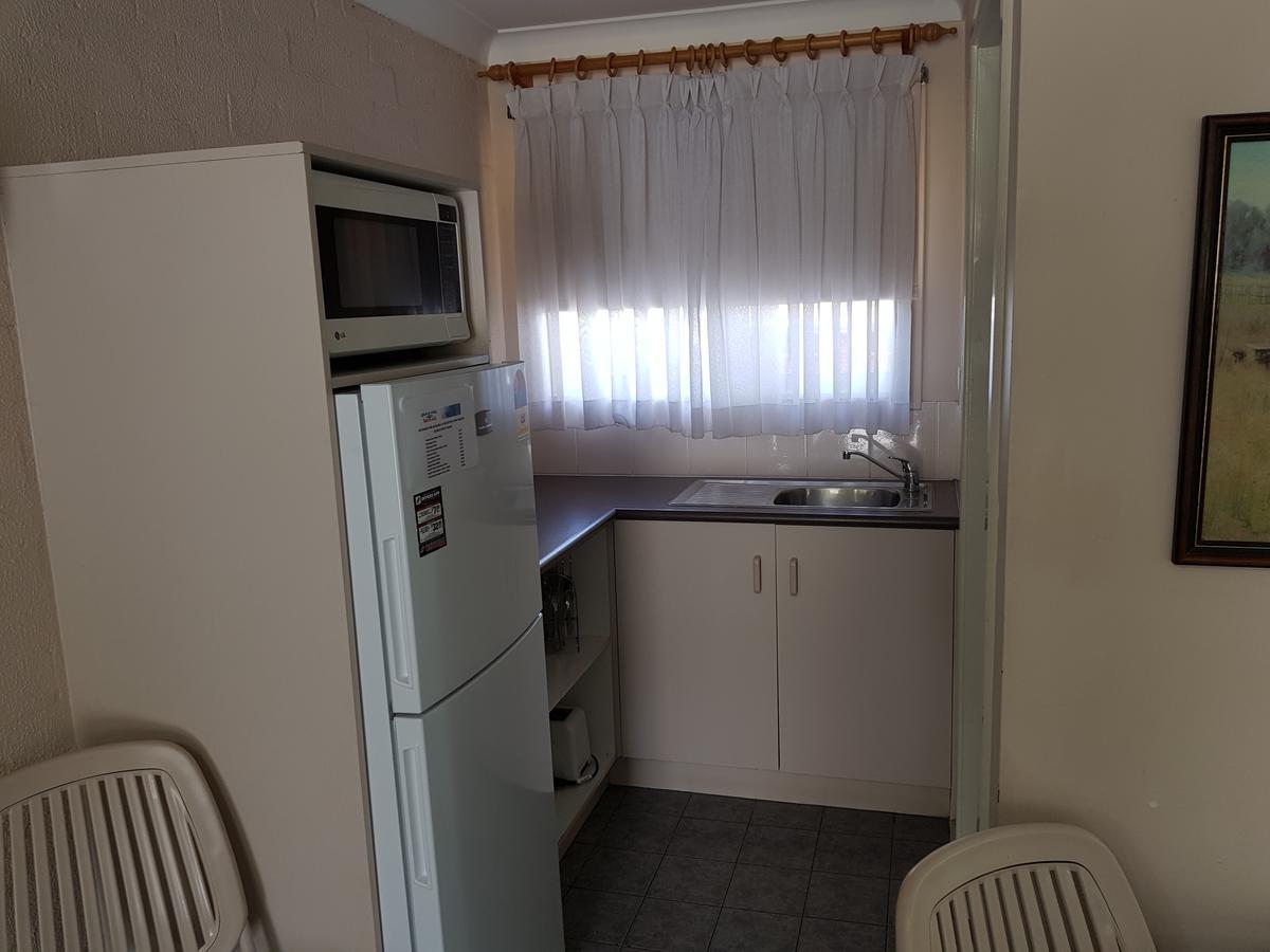 Abraham Lincoln Motel Tamworth Bagian luar foto