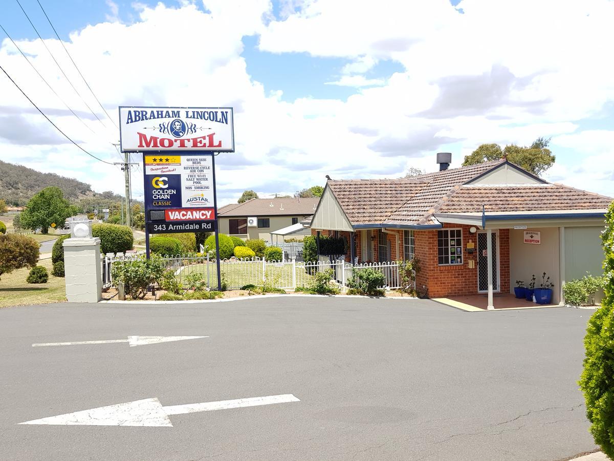 Abraham Lincoln Motel Tamworth Bagian luar foto