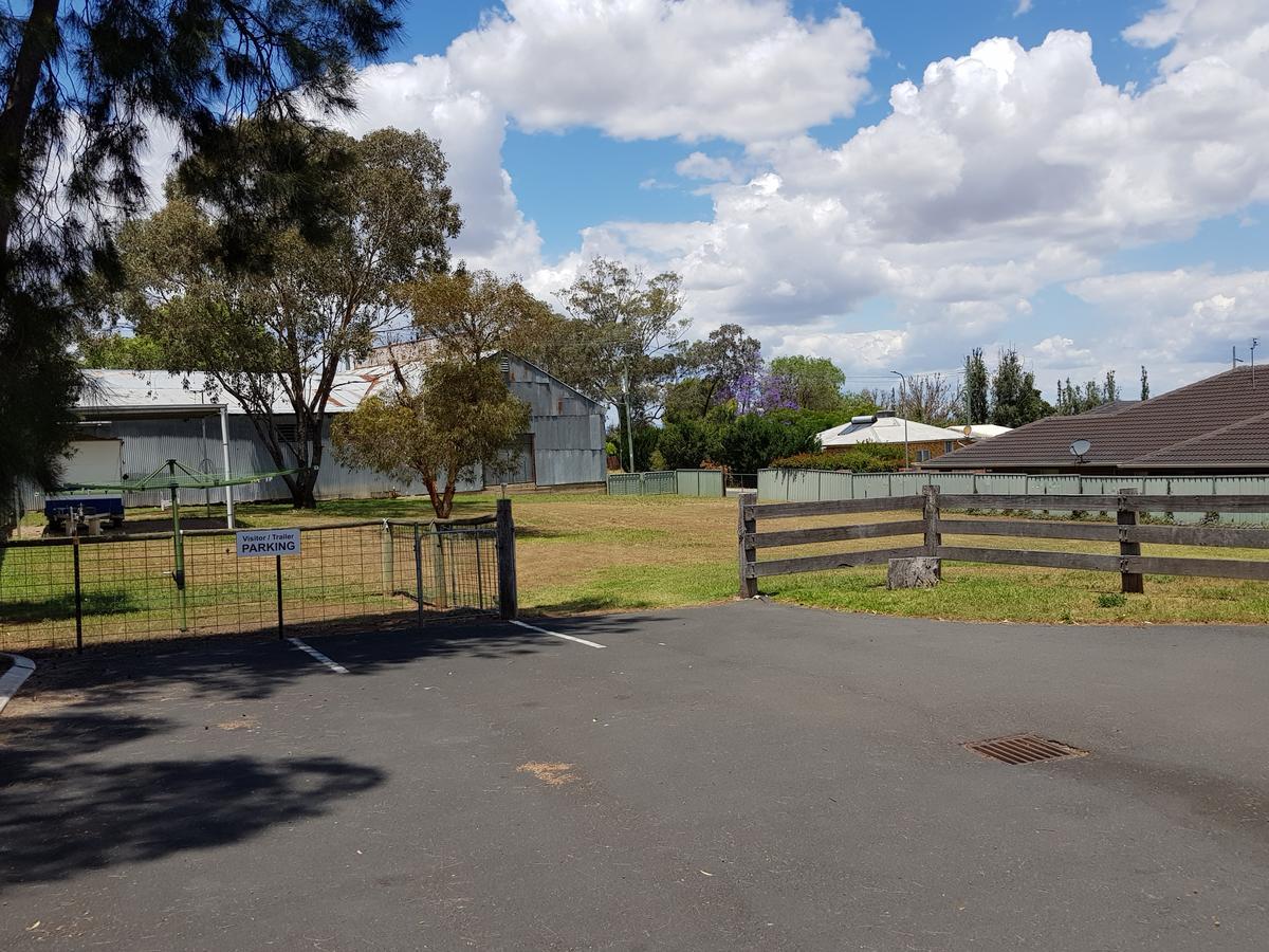 Abraham Lincoln Motel Tamworth Bagian luar foto